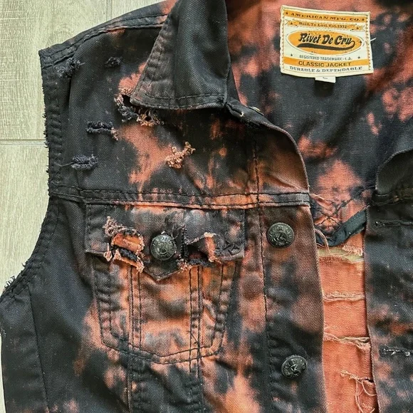 Rivet De Cru Jean Jacket Classic Sleeveless Rebel Distressed Look Men's Large